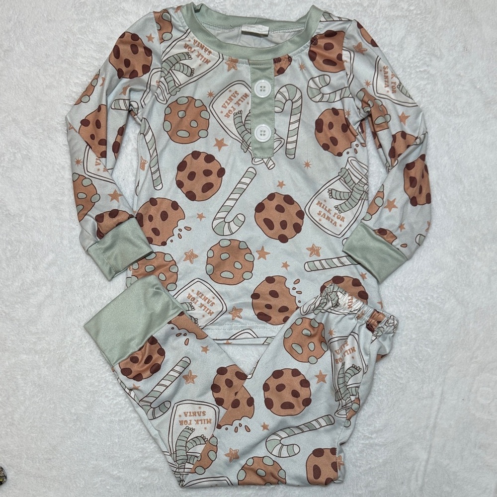 EUC mint green milk and Cookies for Santa Pajama Set 2t
